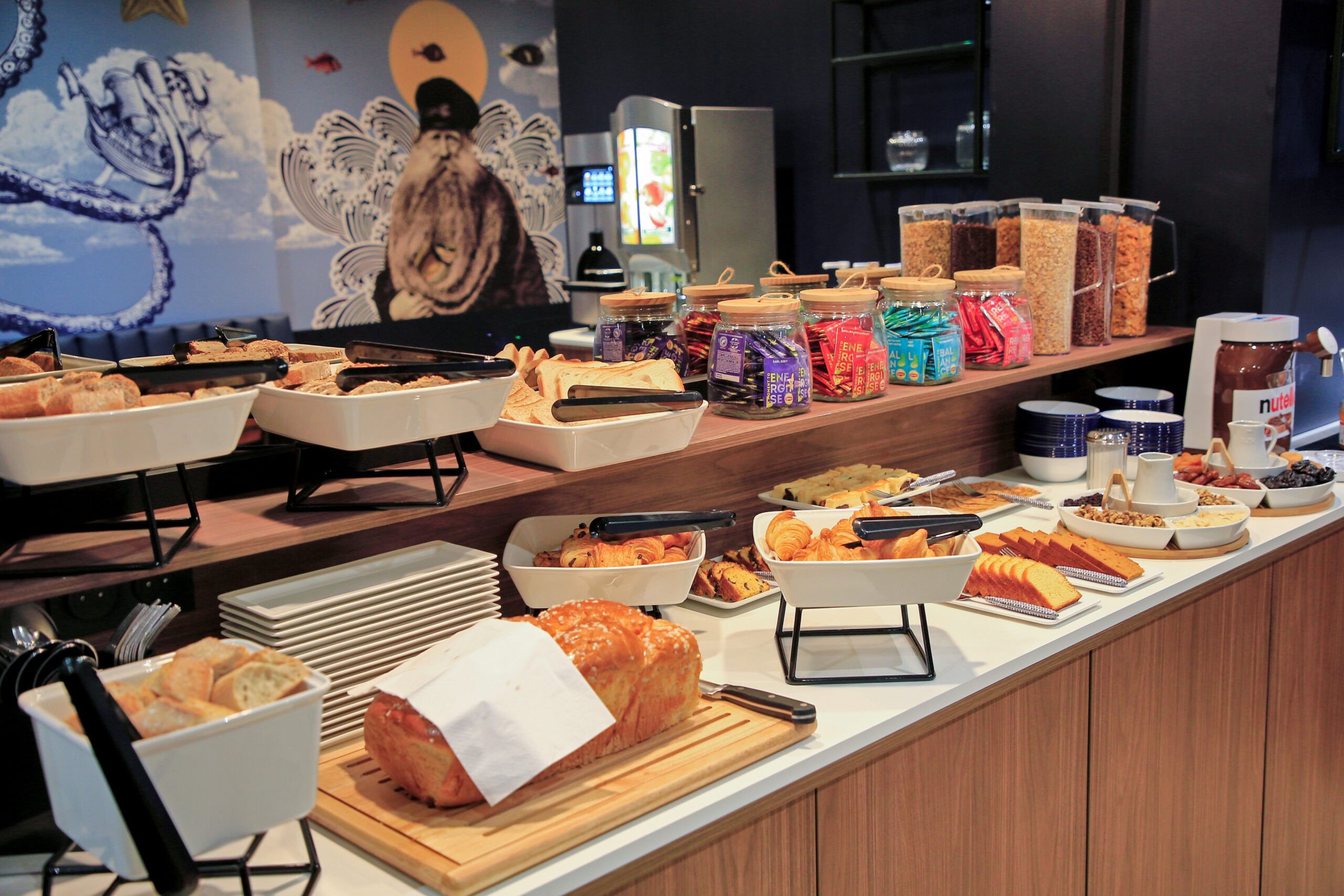 06506d3b48d10a59c9ab650e62cbcd7437b3554c